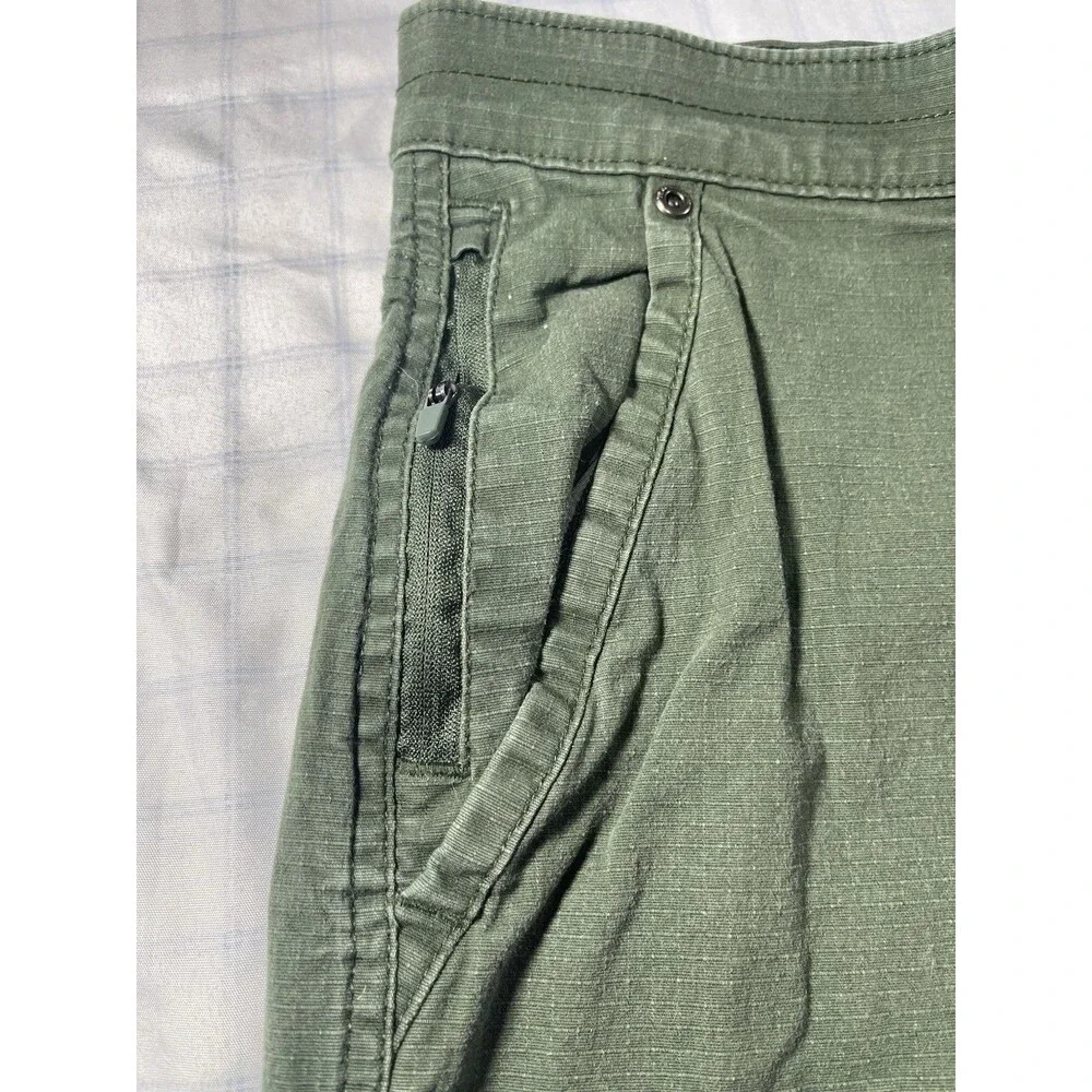 Weatherproof Men's Cargo Shorts Size 38 Ivy Green Cotton Stretch Ripstop